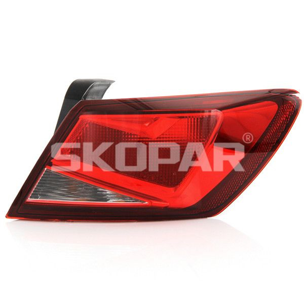 Tail lamp light For Seat Leon 2013 2014 2015 2016 2017 2018 2019 2020 halogen 5F0945096D 5F0945095D