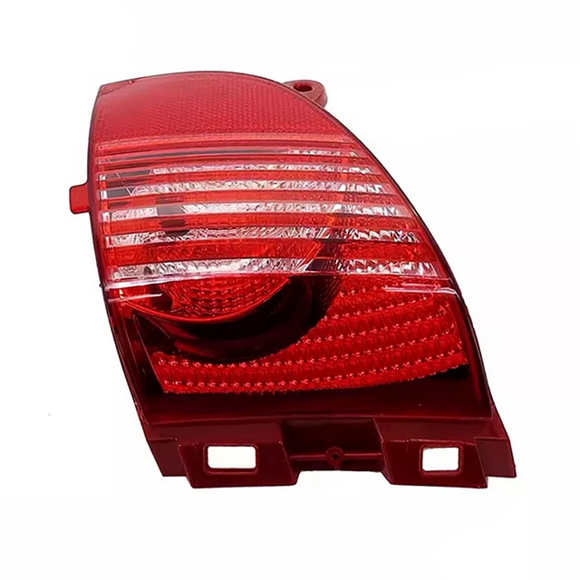 Rear Bumper Tail Light For Peugeot 2008-2014/308 CC